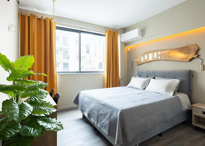 Designed Studio - Walking Distance From Acropolis